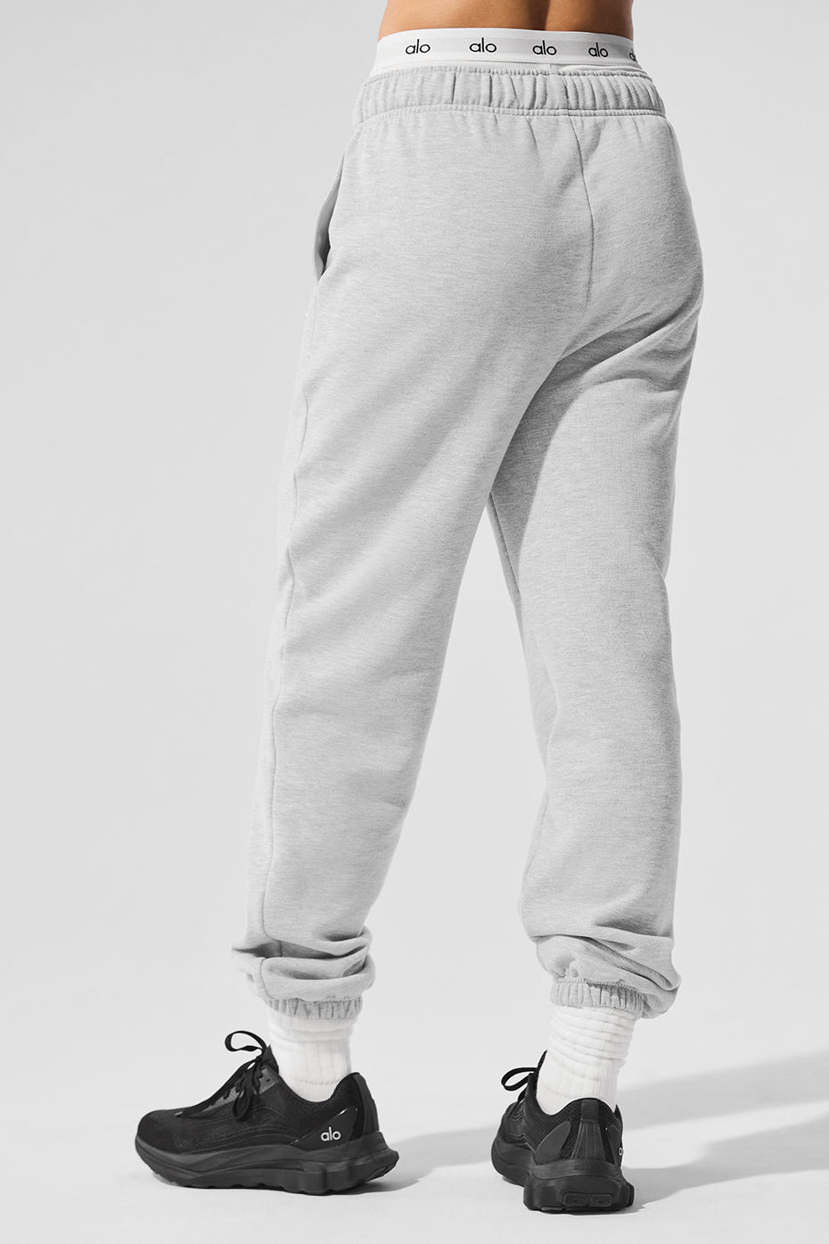 Accolade Sweatpant - Athletic Heather Grey